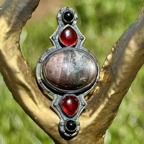 Sage Goddess - World's Largest Source Sage Goddess - World's Largest Source